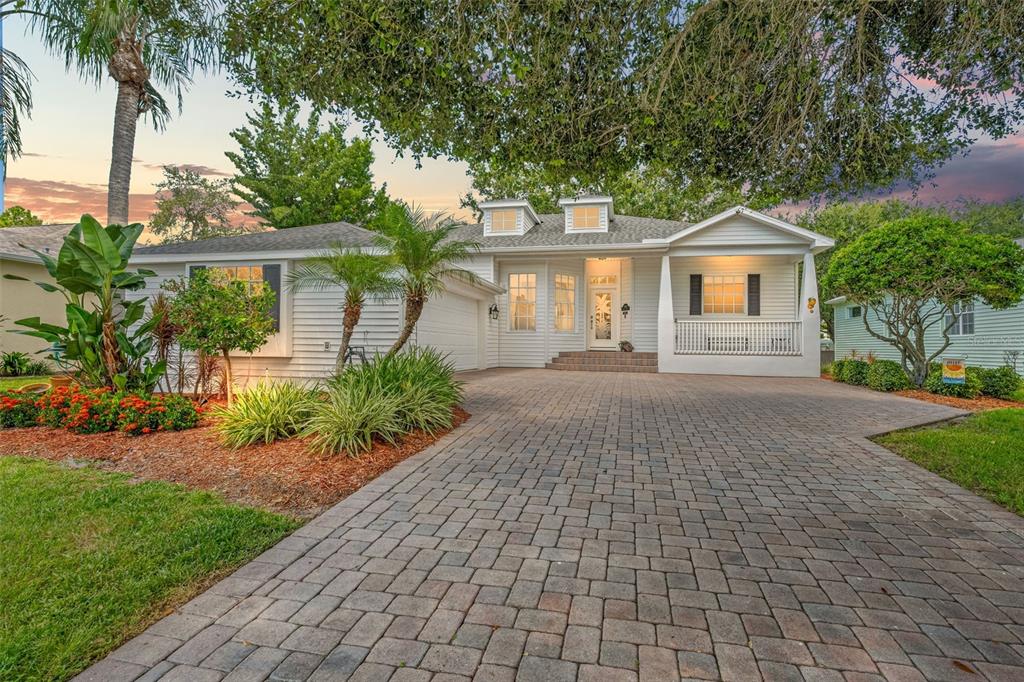 2820 SWAN CIRCLE