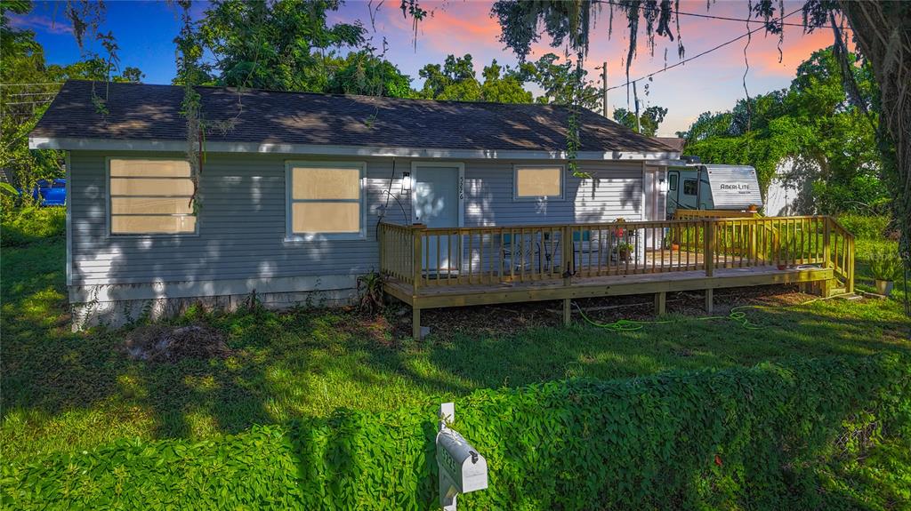 5226 LIME AVENUE