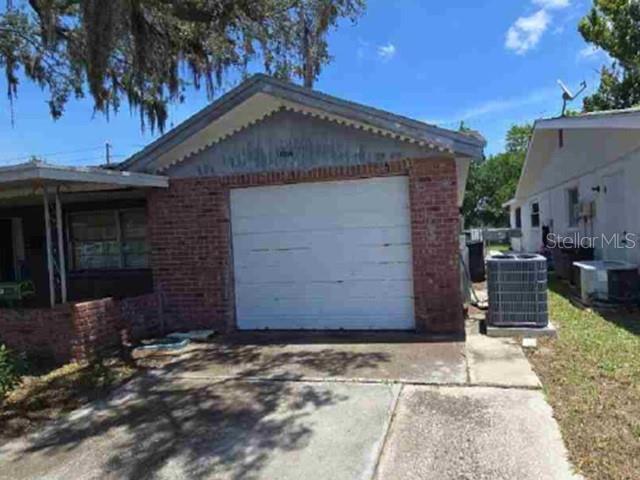 10914 QUEENS ROAD, PORT RICHEY, FL — photo 2 of 10