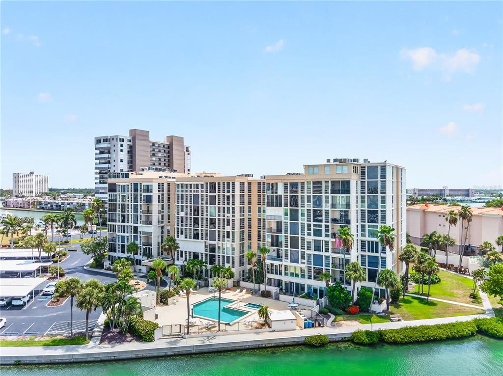 7400 SUN ISLAND DRIVE S UNIT 203, SOUTH PASADENA, FL — photo 3 of 36