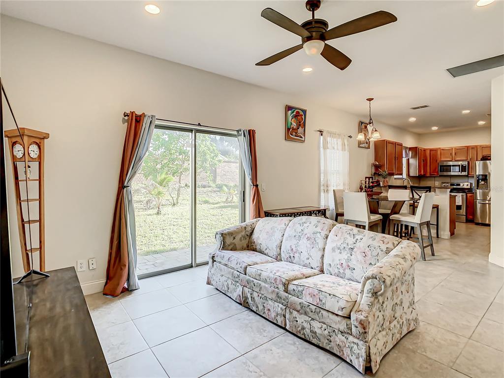 8735 ISLA BELLA DRIVE, ORLANDO, FL — photo 3 of 22