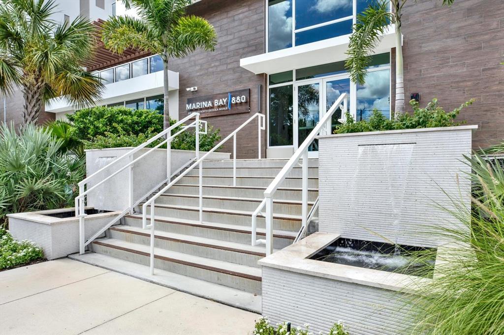 900 N OSCEOLA AVENUE AVENUE UNIT 401, CLEARWATER, FL — photo 3 of 30