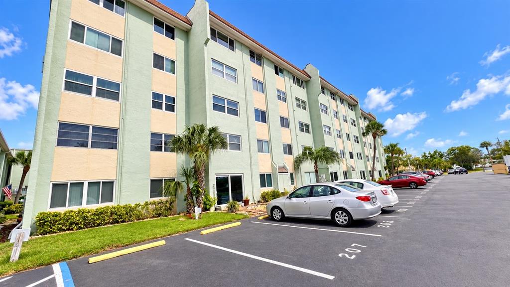 801 83RD AVENUE N UNIT 114