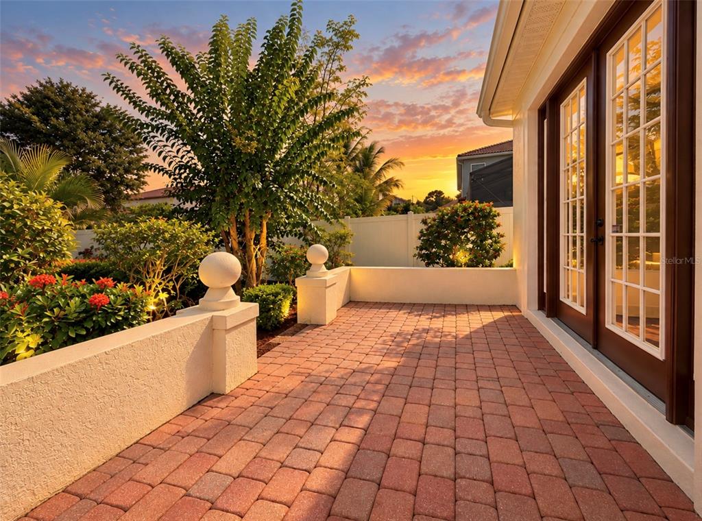 2802 QUIET WATER TRAIL, KISSIMMEE, FL — photo 4 of 26