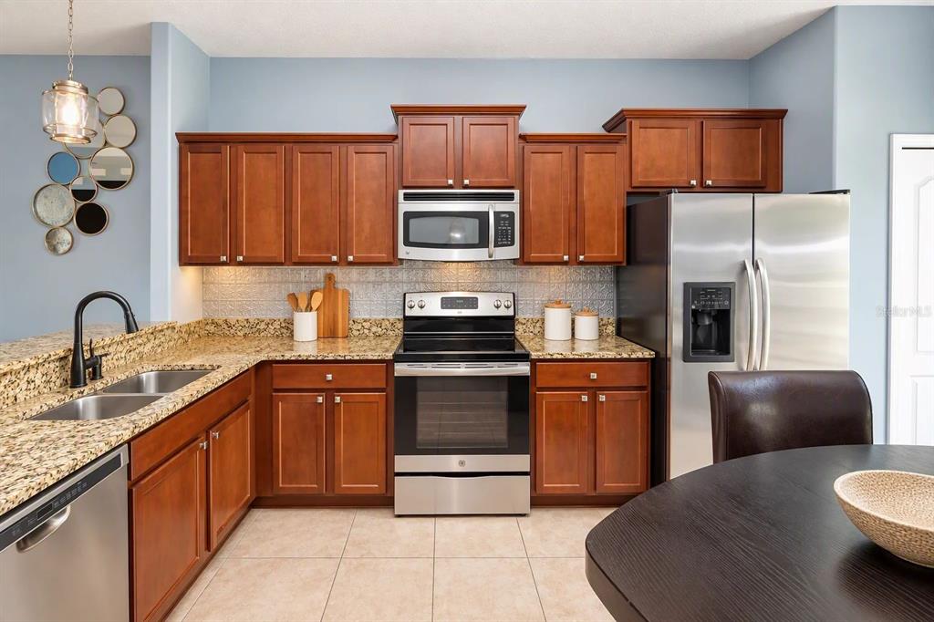2709 LANTERN HILL AVENUE, BRANDON, FL — photo 5 of 10