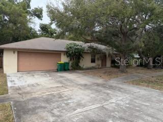 1760 HARBOR OAKS PLACE