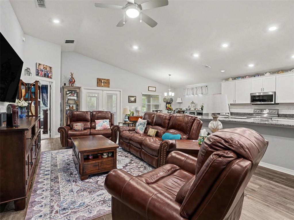 1984 HARVEST LANDING CIRCLE, LAKELAND, FL — photo 3 of 31