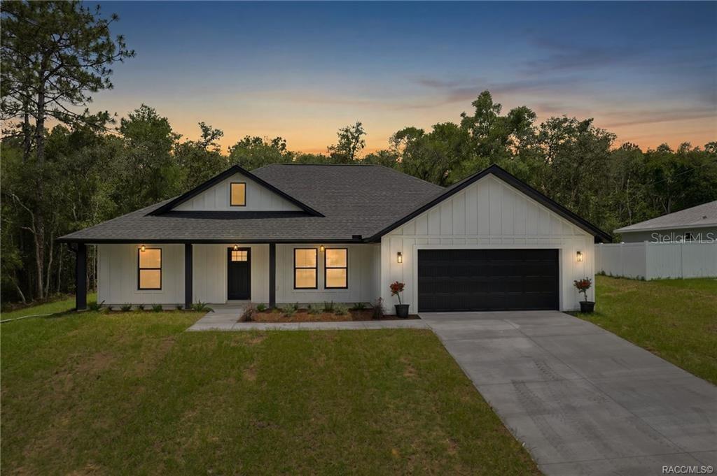3058 E CROWN DRIVE