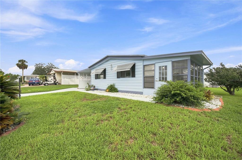 704 ROSEAPPLE AVENUE, LADY LAKE, FL — photo 3 of 30