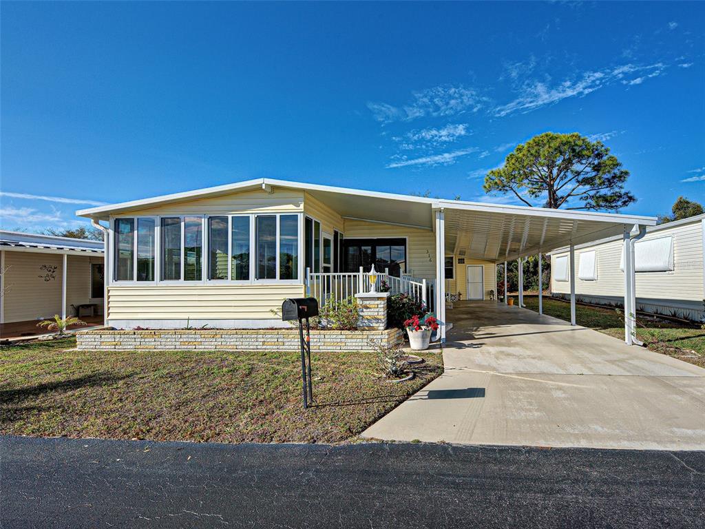 316 TROPIC DRIVE