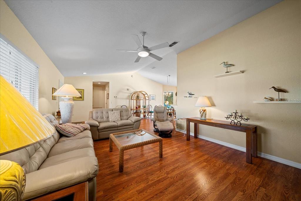 13885 SW 112TH CIRCLE, DUNNELLON, FL — photo 5 of 30