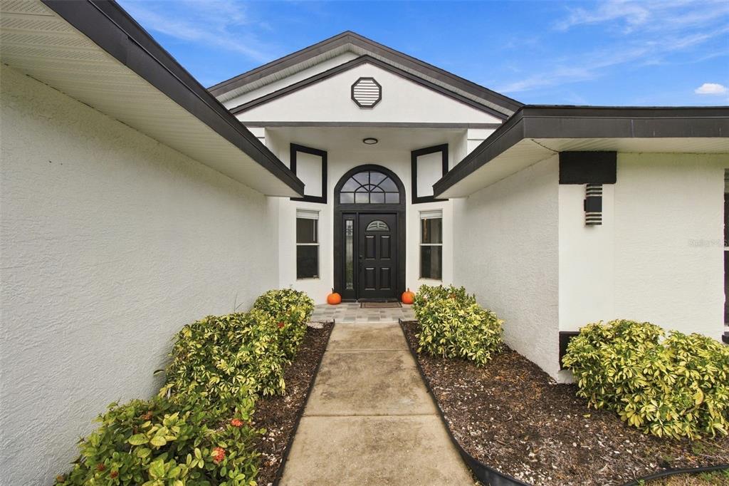 3817 105TH AVENUE N, CLEARWATER, FL — photo 3 of 30