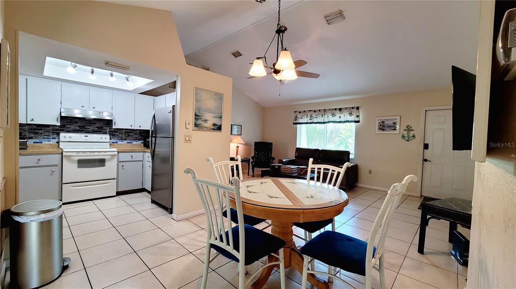 18710 VAN NUYS CIRCLE, PORT CHARLOTTE, FL — photo 5 of 30