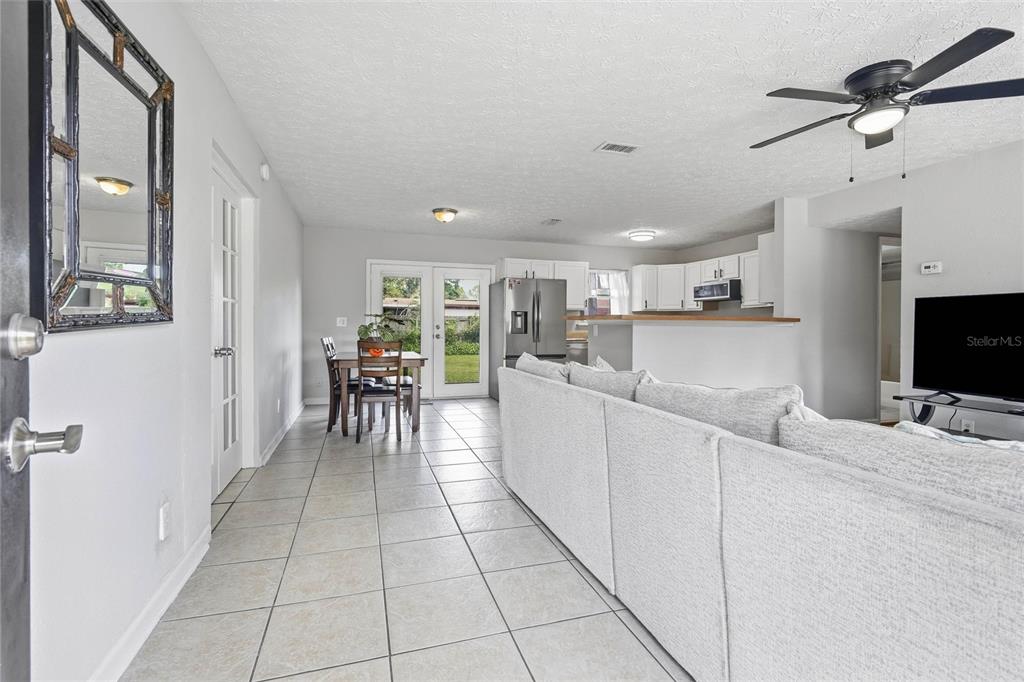11685 SHELLFISH DRIVE, JACKSONVILLE, FL — photo 2 of 30