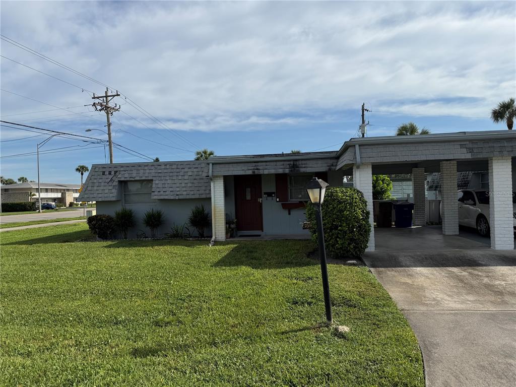 358 EASTON COURT, LEHIGH ACRES, FL — photo 4 of 30