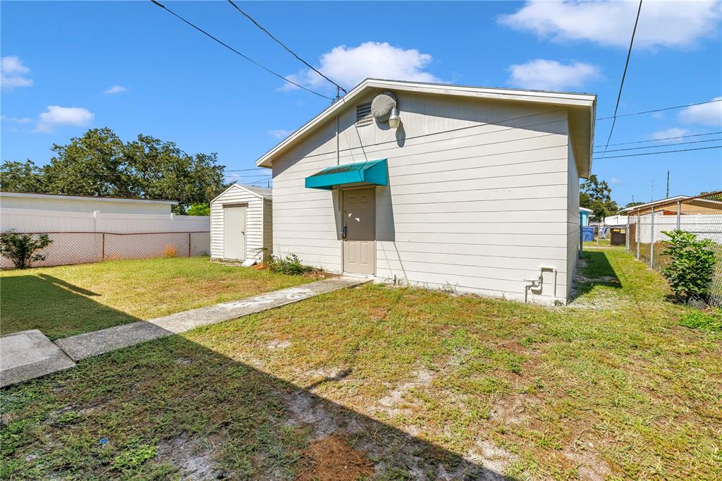 4213 37TH AVENUE N, ST PETERSBURG, FL — photo 5 of 14
