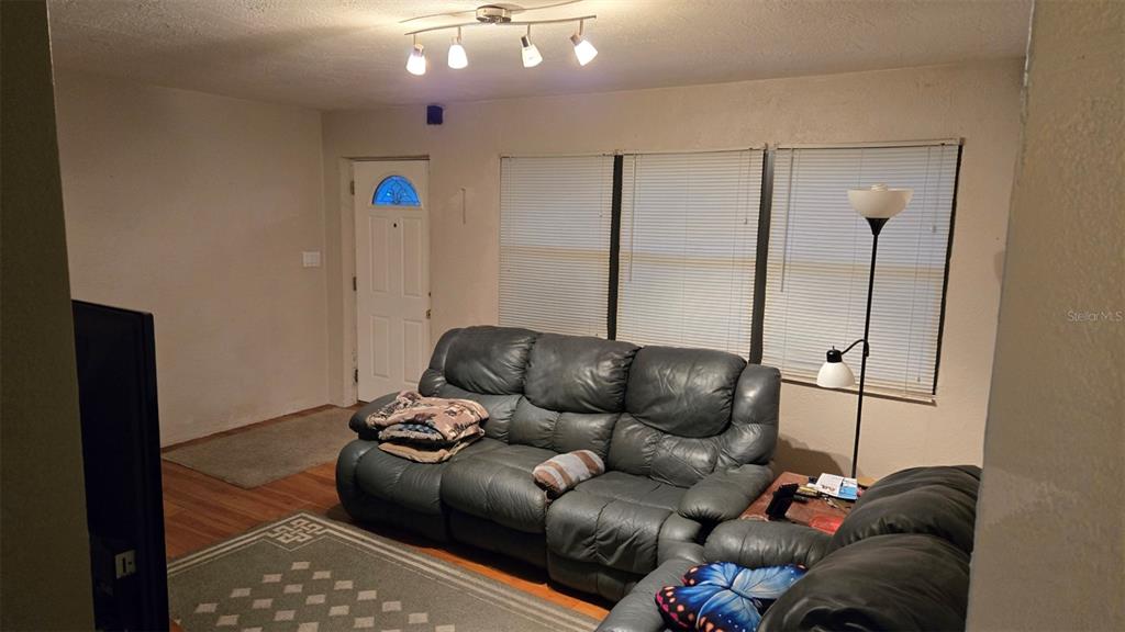 3763 KOSTEN PLACE, SARASOTA, FL — photo 5 of 26