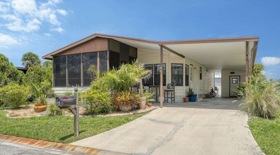 763 LAKESIDE DRIVE