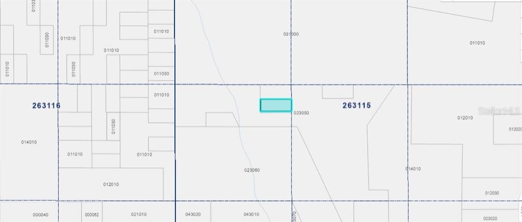 This is a plat map showing property boundaries and parcel numbers for a specific area — MILLS RD, FORT MEADE, FL