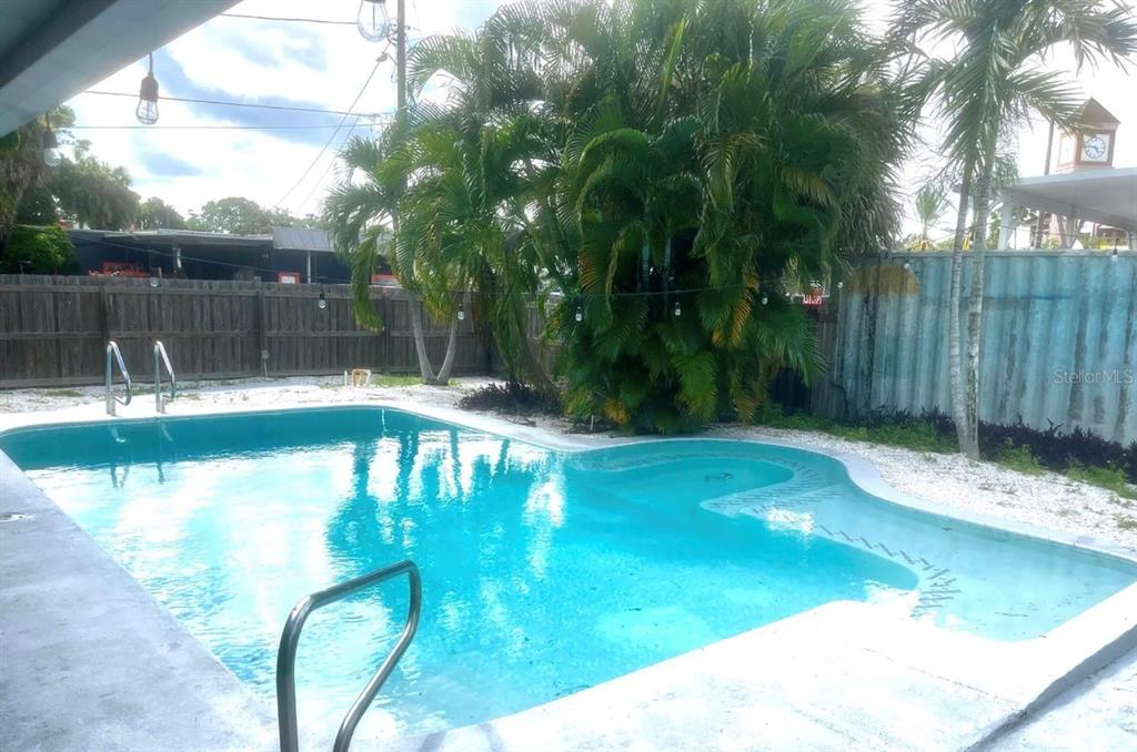 7327 59TH STREET N, PINELLAS PARK, FL — photo 3 of 20