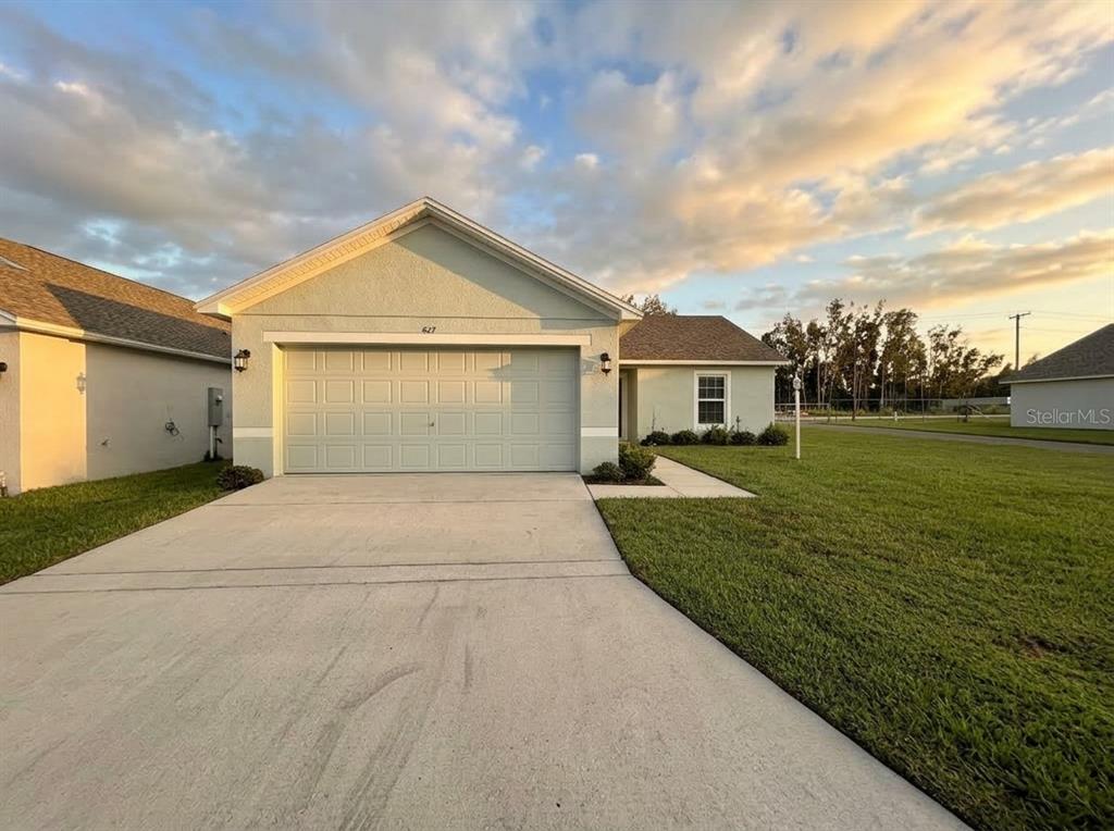 627 W CAREY LANE, AVON PARK, FL — photo 2 of 20