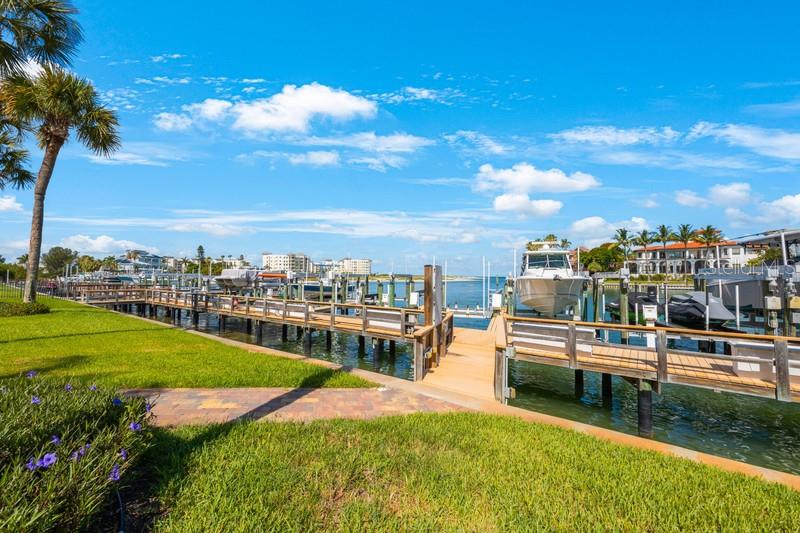 1060 PINELLAS BAYWAY S UNIT 103, ST PETERSBURG, FL — photo 4 of 30