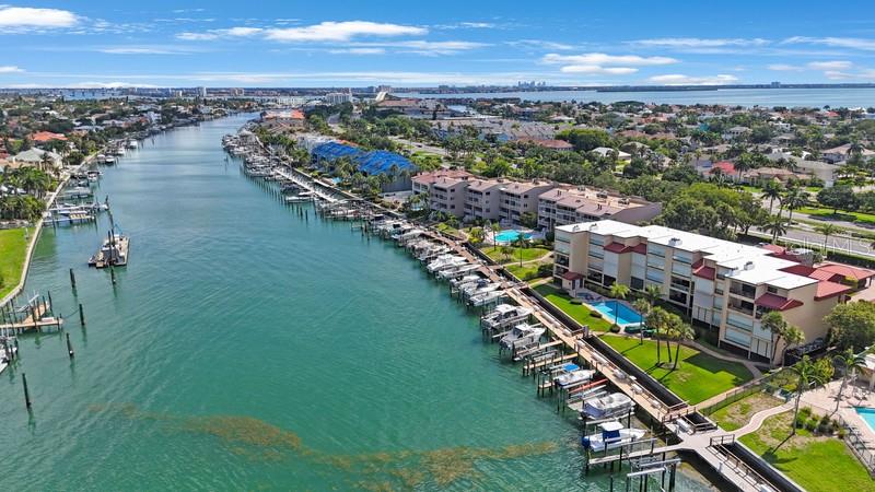 1060 PINELLAS BAYWAY S UNIT 103, ST PETERSBURG, FL — photo 5 of 30