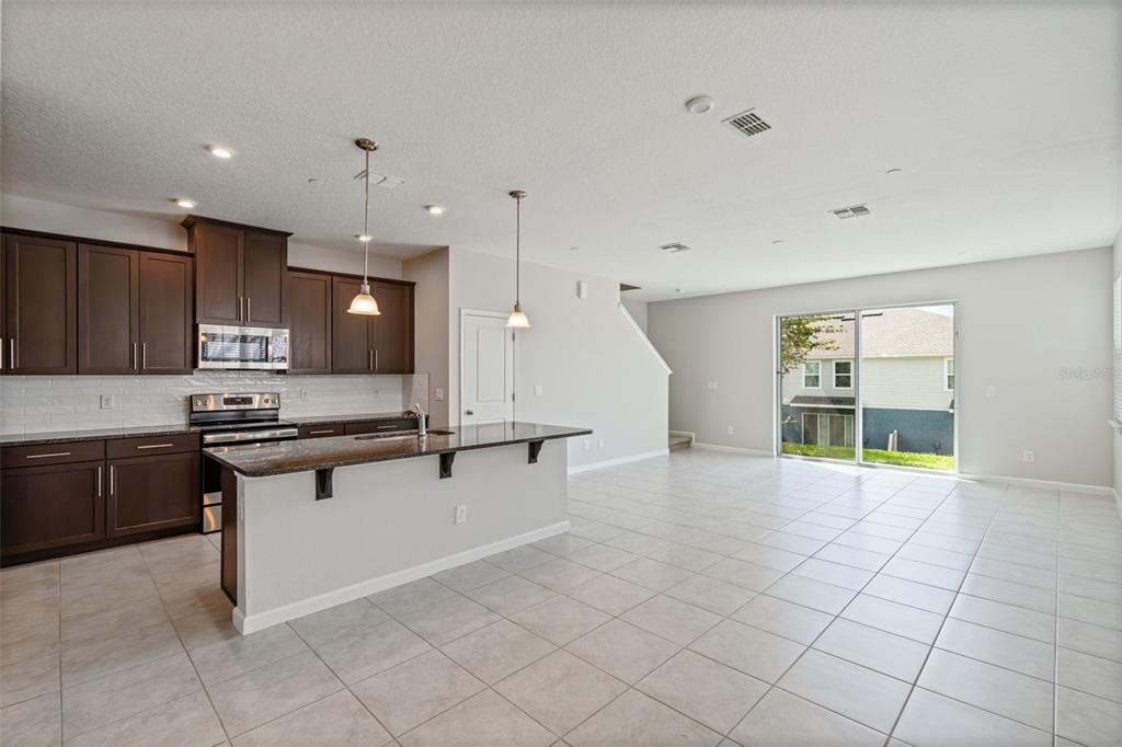 1874 HOLDEN RIDGE LANE, MINNEOLA, FL — photo 3 of 30