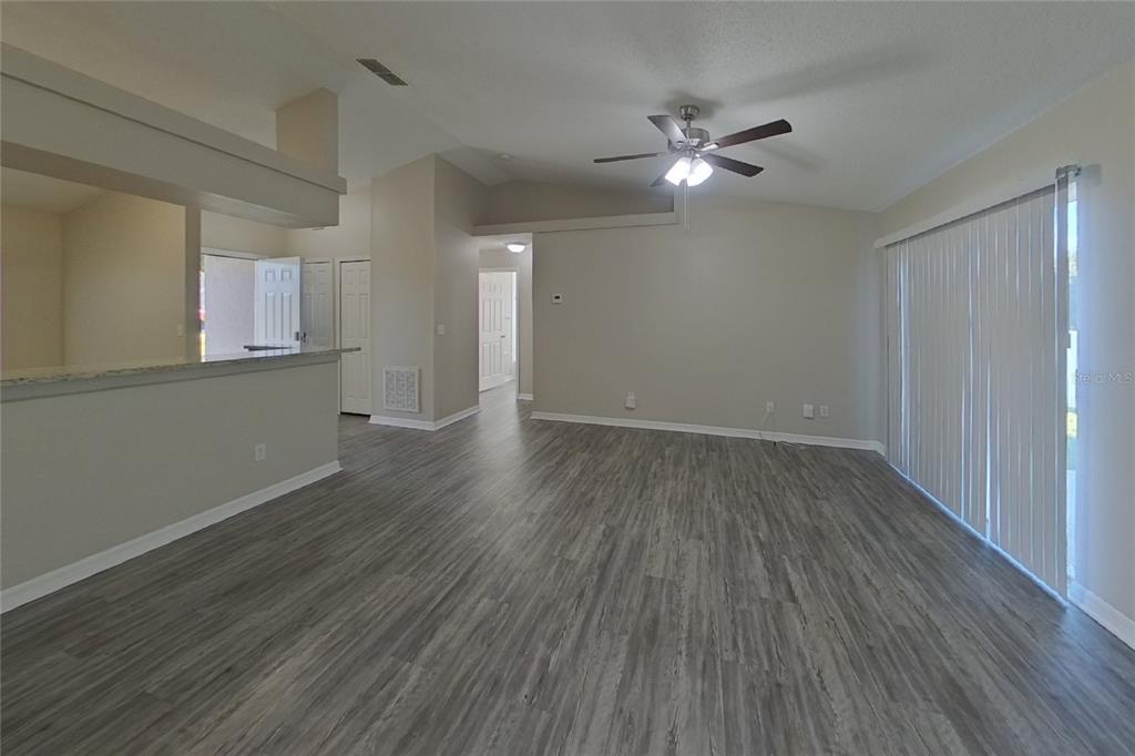 15201 MARGAUX DRIVE, CLERMONT, FL — photo 2 of 16
