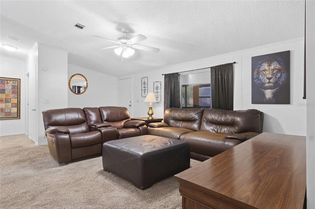 7338 TIMBER CREST LANE, ZEPHYRHILLS, FL — photo 3 of 23