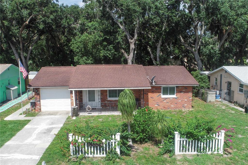 6627 PARKSIDE DRIVE
