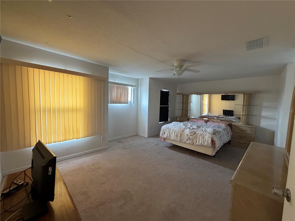 456 WATERFORD WAY, KISSIMMEE, FL — photo 3 of 16