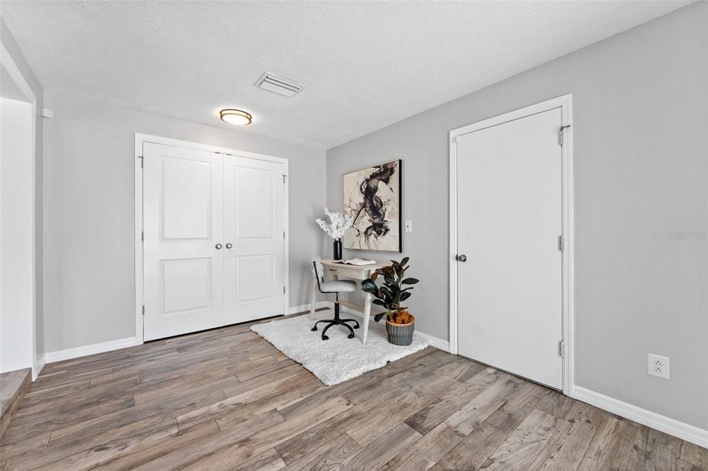 5208 ANSLEY CIRCLE, TAMPA, FL — photo 4 of 30