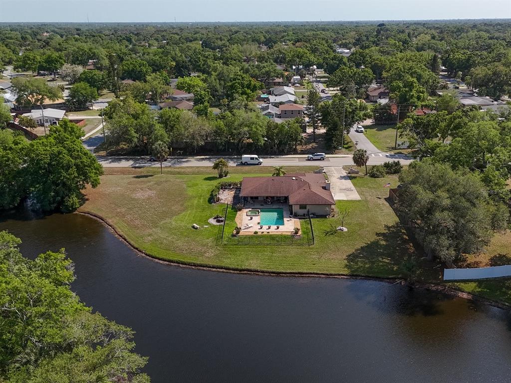 3927 DESOTO ROAD