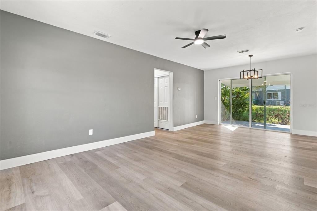 1321 FOUNTAINHEAD DRIVE, DELTONA, FL — photo 4 of 30