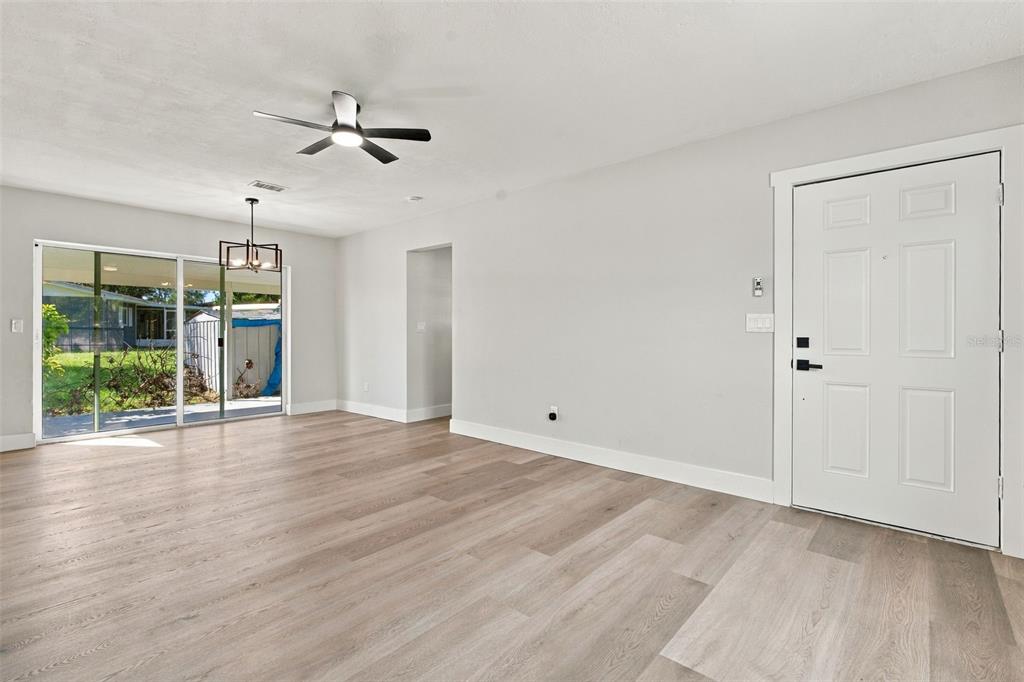 1321 FOUNTAINHEAD DRIVE, DELTONA, FL — photo 5 of 30