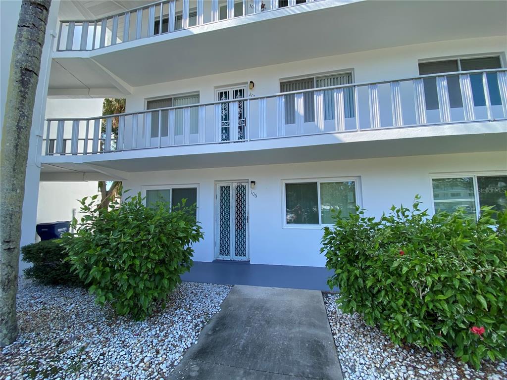 8402 111TH STREET UNIT 106, SEMINOLE, FL — photo 5 of 26