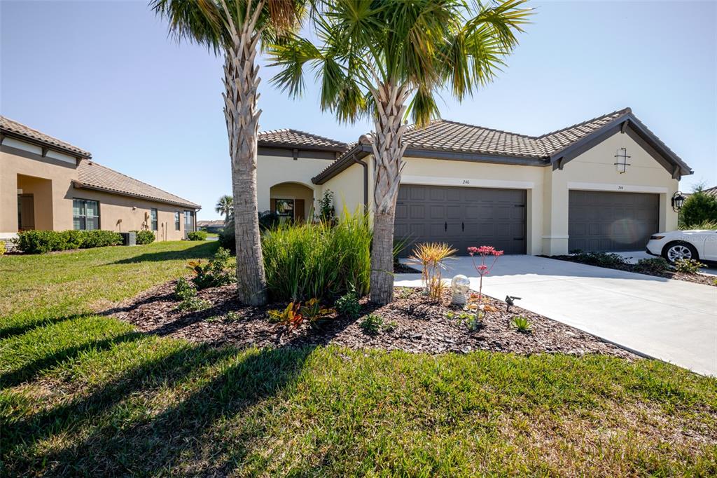 240 TRACINO TERRACE
