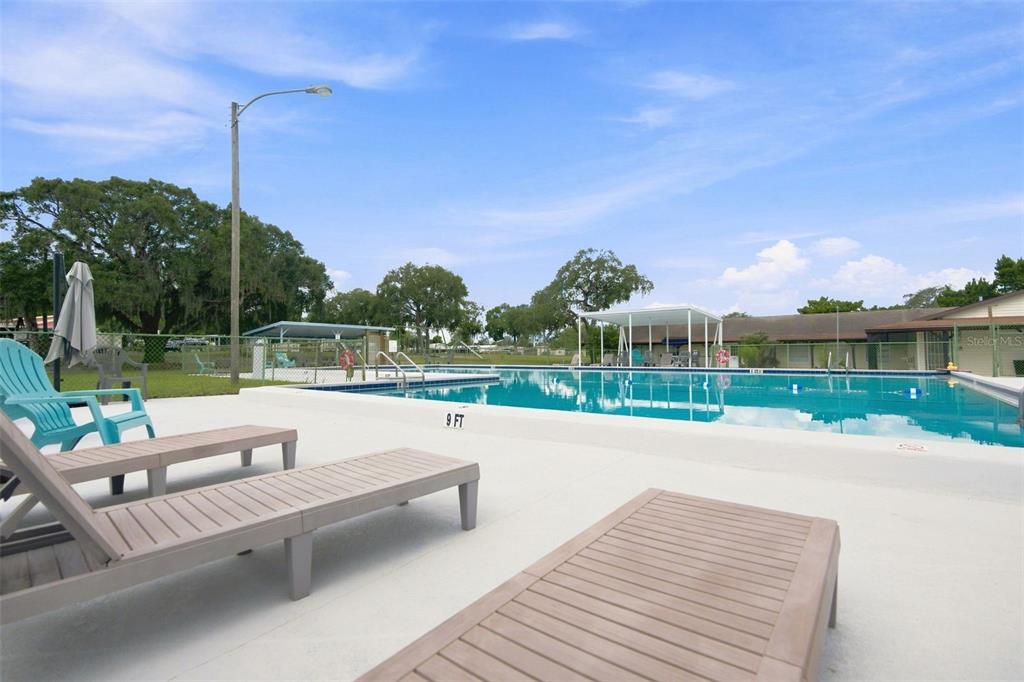 9483 GRAY FOX DRIVE, WEEKI WACHEE, FL — photo 2 of 30