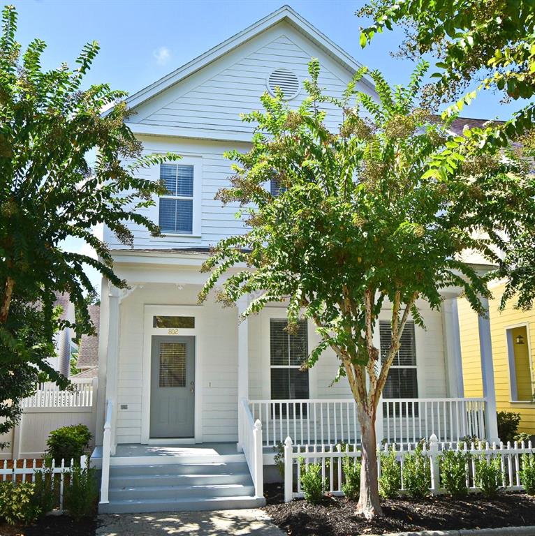 802 ROSA STREET