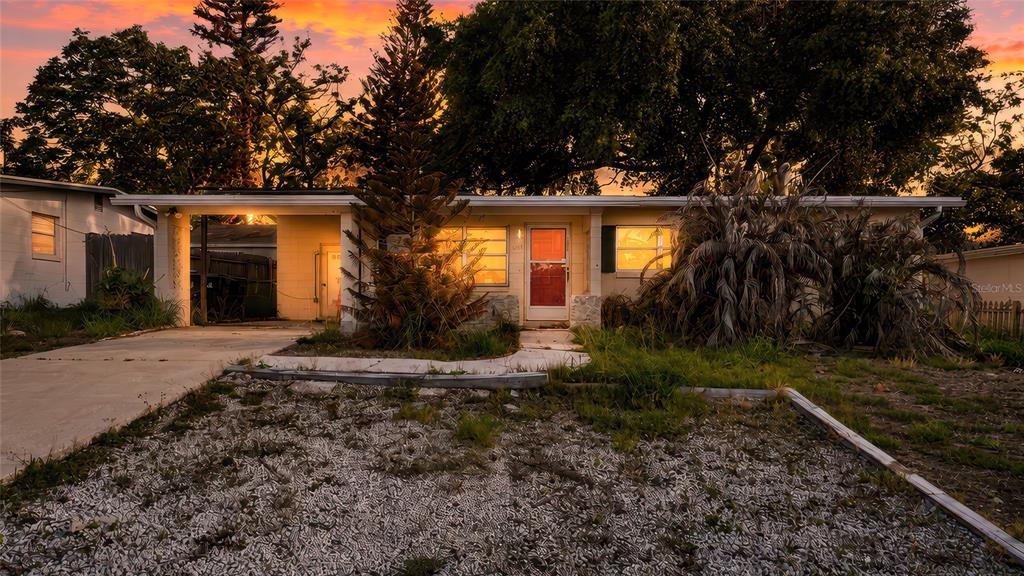 6031 W. RIDGEWOOD AVENUE
