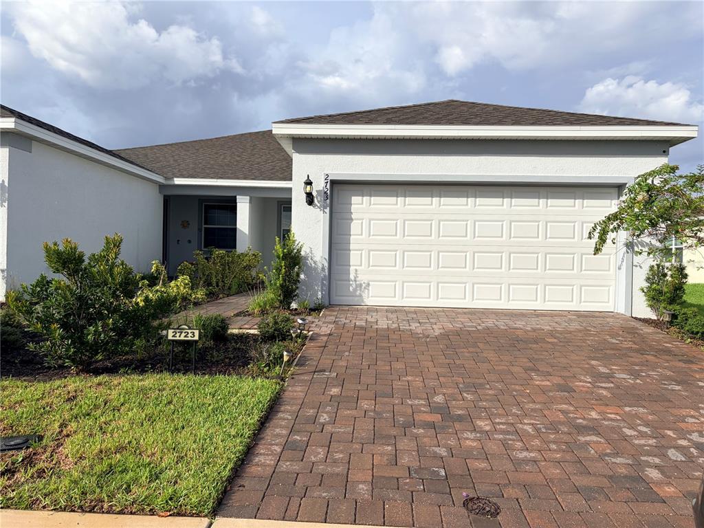 2723 SUMMER RETREAT LANE