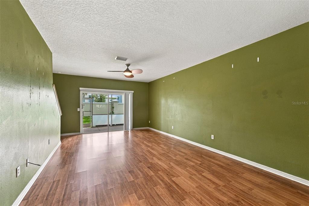 3463 HIGH HAMPTON CIRCLE, TAMPA, FL — photo 4 of 30