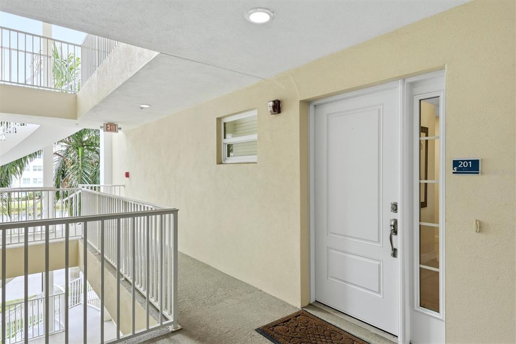 7820 34TH AVENUE W UNIT 201, BRADENTON, FL — photo 4 of 30