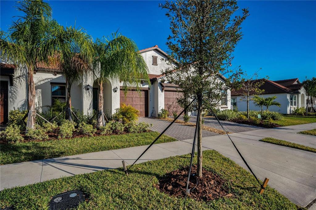 17432 HOLLY WELL AVENUE, WIMAUMA, FL — photo 4 of 30