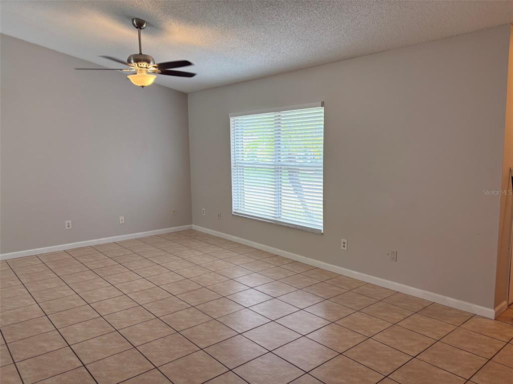 1937 VIENNA DRIVE, CASSELBERRY, FL — photo 3 of 11
