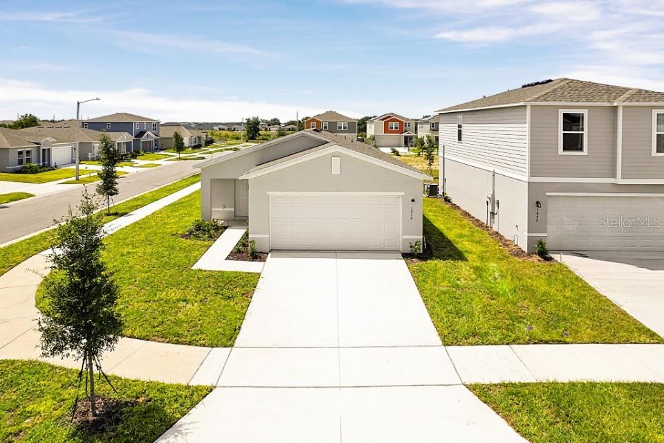 1050 AMBLESIDE DRIVE