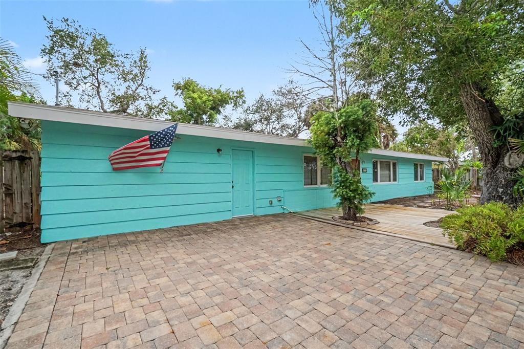 528 RALPH STREET, SARASOTA, FL — photo 5 of 30