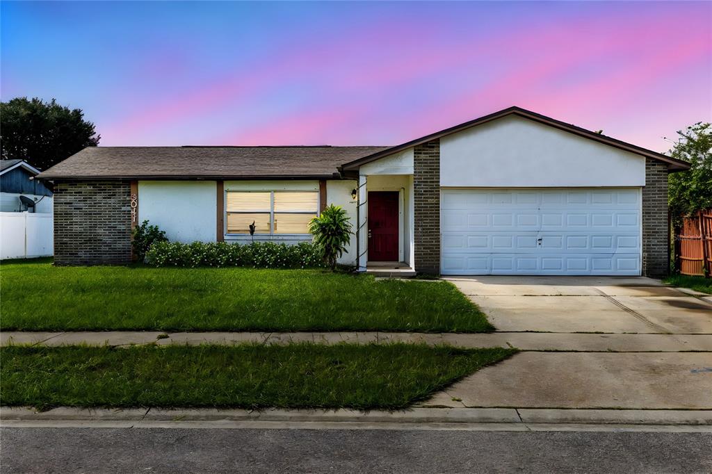 3041 DIKEWOOD COURT