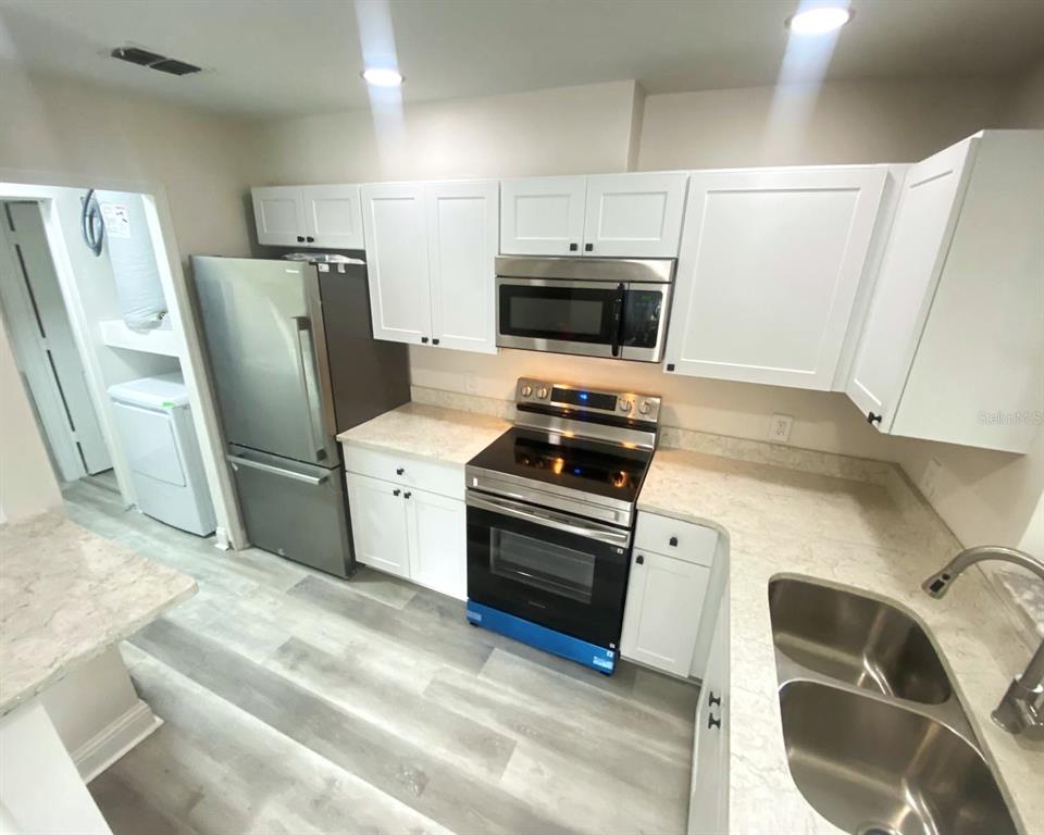 5424 E MICHIGAN STREET UNIT 5424-5, ORLANDO, FL — photo 3 of 17